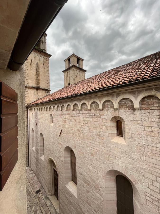 Church Bells Apartment Котор Екстериор снимка