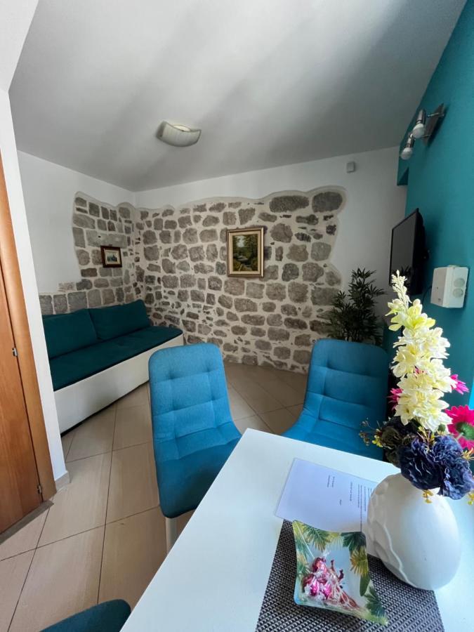 Church Bells Apartment Котор Екстериор снимка